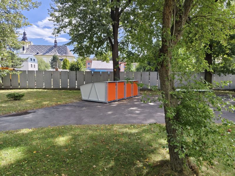 Bike Box - Frýdek-Místek, Žirafa - integrované centrum