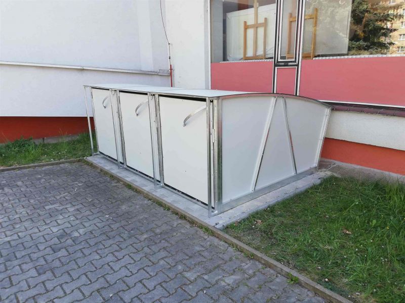 Bike Box - Most, základní umělecká škola